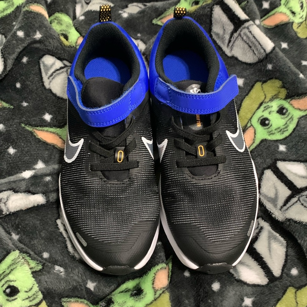 Boys NIKE Downshifter 12 sneaker